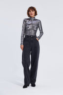 Top Iris in Silver