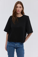 Top Leila black
