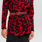 Palmer Longsleeve in red abstract