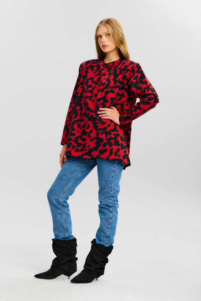 Palmer Longsleeve in red abstract
