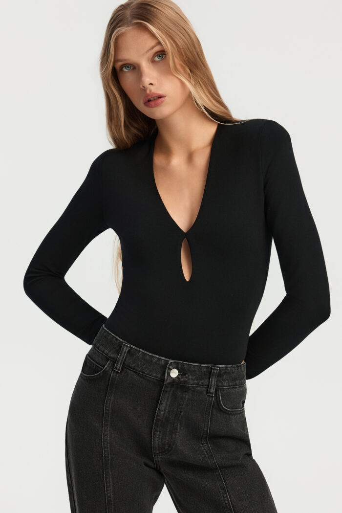 AFFAIR_8530 1_8177 Body Alia black