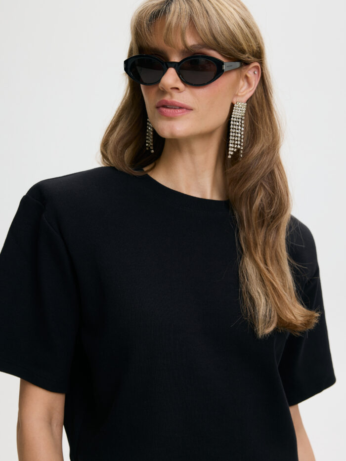Top Jill in deep black